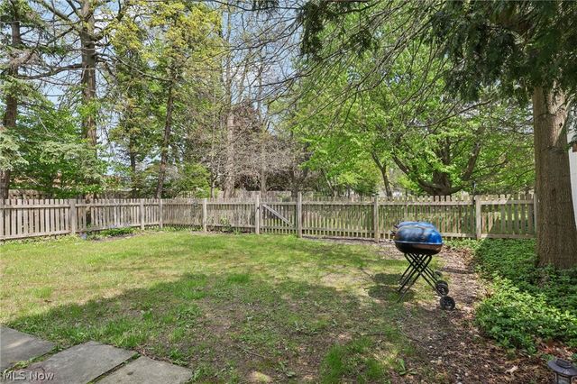 469 Richmond Road, Richmond Heights, OH 44143