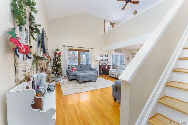 1543 Bosak Drive, Brighton, MI 48114