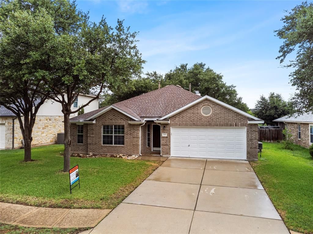 1011 Saint Helena DR, Leander, TX 78641