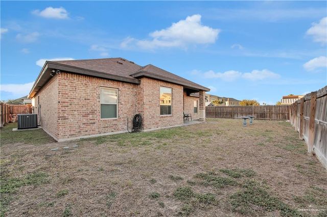 1204 S Rockport Street, Mission, TX 78573