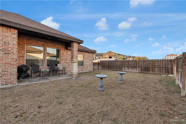 1204 S Rockport Street, Mission, TX 78573