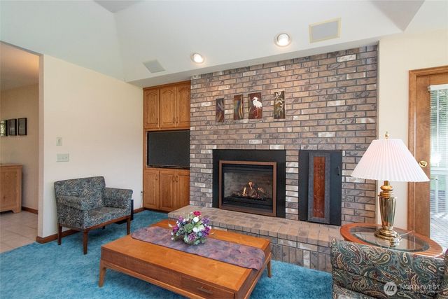 6200 Woodcock Road, Sequim, WA 98382