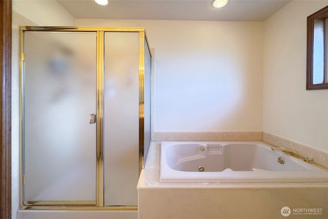 6200 Woodcock Road, Sequim, WA 98382