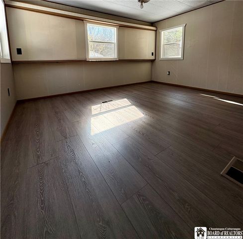 6070 Wiery Road, Chautauqua, NY 14757