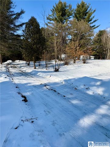 6070 Wiery Road, Chautauqua, NY 14757