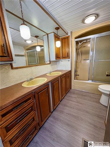 6070 Wiery Road, Chautauqua, NY 14757