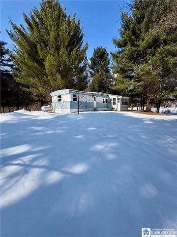 6070 Wiery Road, Chautauqua, NY 14757