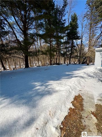 6070 Wiery Road, Chautauqua, NY 14757