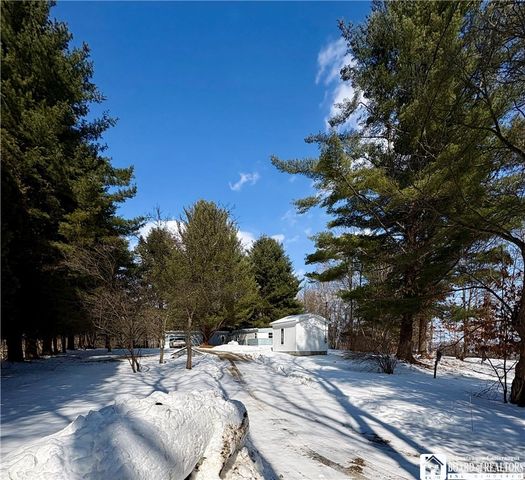 6070 Wiery Road, Chautauqua, NY 14757