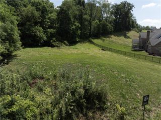 351 (Lot 127) Hays Rd, Upper St Clair, PA 15241