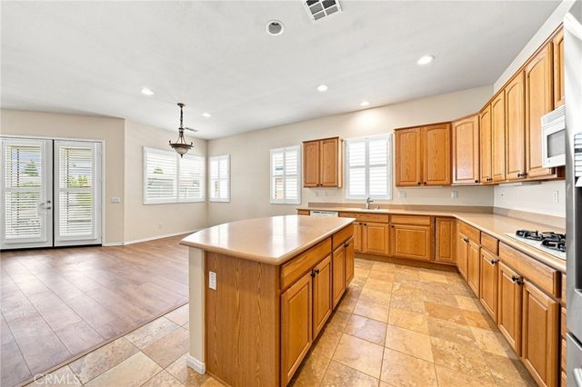 1729 La Cantera, Beaumont, CA 92223