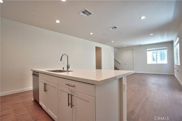 139 Grove Court, Perris, CA 92571