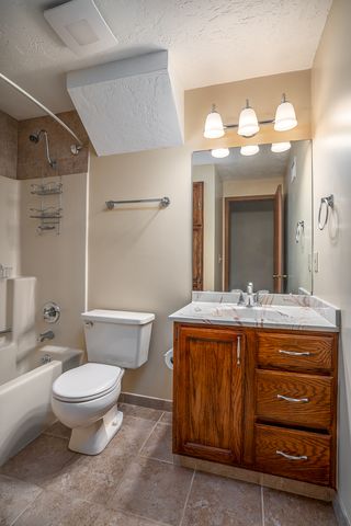 4070 Prairie Lane 0, Bettendorf, IA 52722