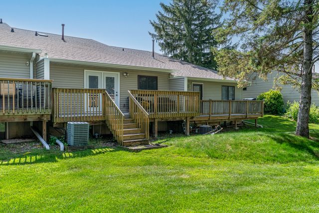 4070 Prairie Lane 0, Bettendorf, IA 52722