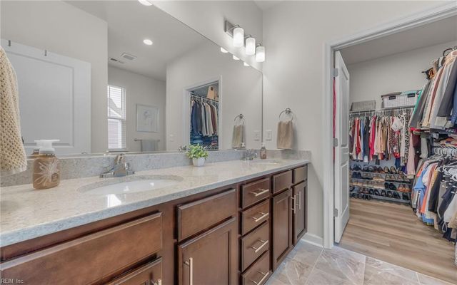 1301 Acadian Dr Unit D, Suffolk, VA 23434