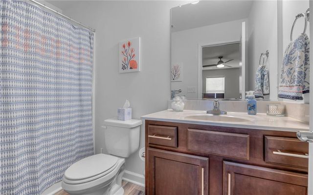 1301 Acadian Dr Unit D, Suffolk, VA 23434