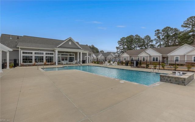 1301 Acadian Dr Unit D, Suffolk, VA 23434