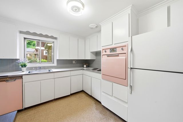 312 Washington St, Arlington, MA 02474