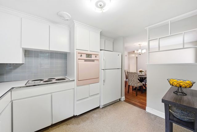 312 Washington St, Arlington, MA 02474