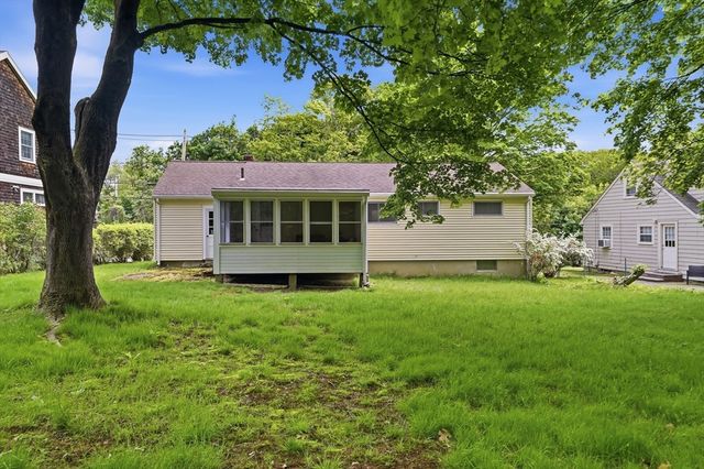 312 Washington St, Arlington, MA 02474