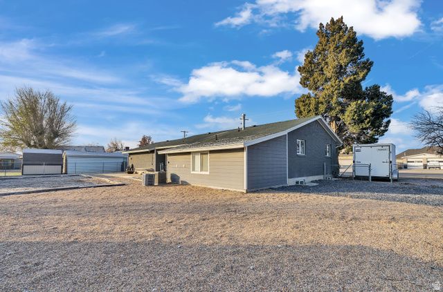 2623 S 2000 W, Syracuse, UT 84075