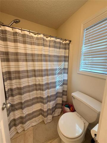 212 W Sycamore W Drive, Winder, GA 30680