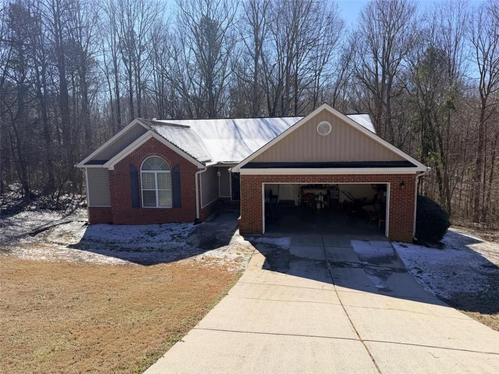 212 W Sycamore W Drive, Winder, GA 30680