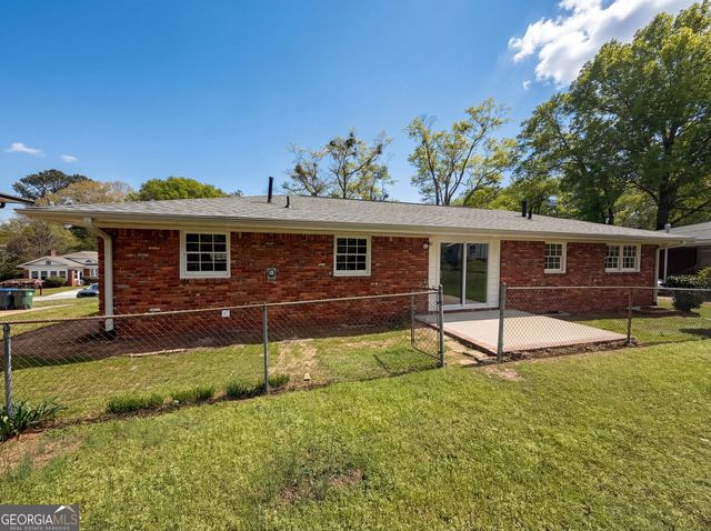 96 Greene Street NE, Fairburn, GA 30213