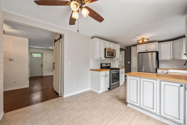 1N038 Woods Avenue, Wheaton, IL 60187