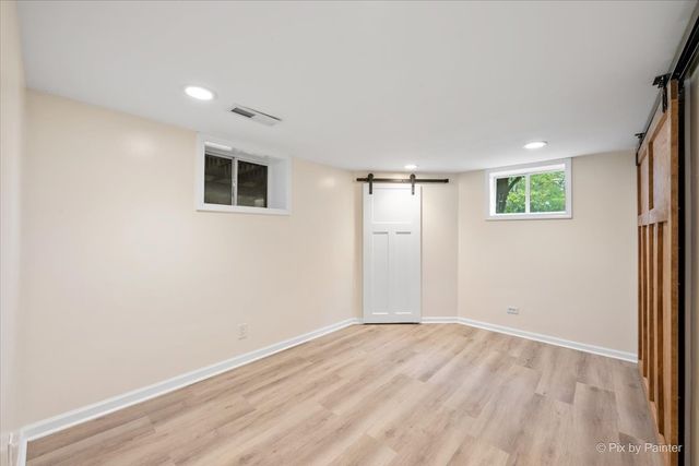 1N038 Woods Avenue, Wheaton, IL 60187