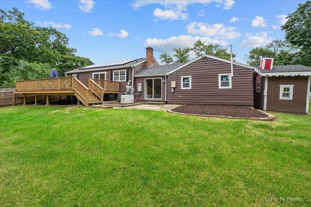 1N038 Woods Avenue, Wheaton, IL 60187