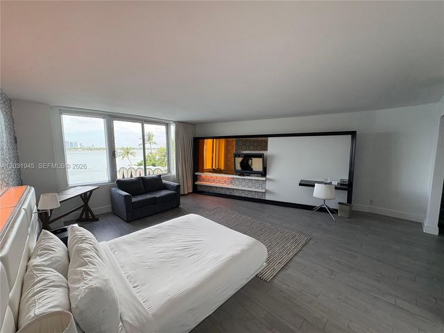 1100 West Ave 418, Miami Beach, FL 33139