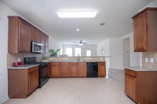 7419 Sabinal Creek, Richmond, TX 77407