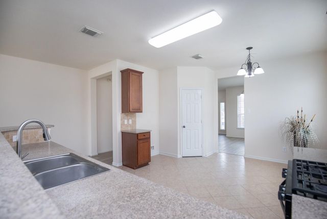 7419 Sabinal Creek, Richmond, TX 77407