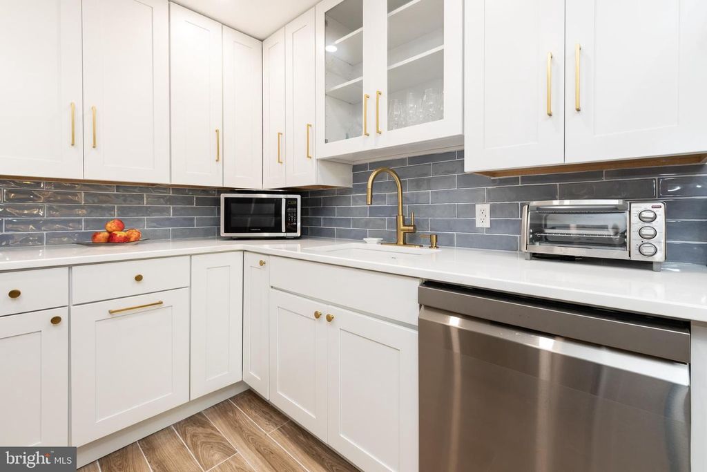 2401-00 PENNSYLVANIA AVE #18C41, Philadelphia, PA 19130