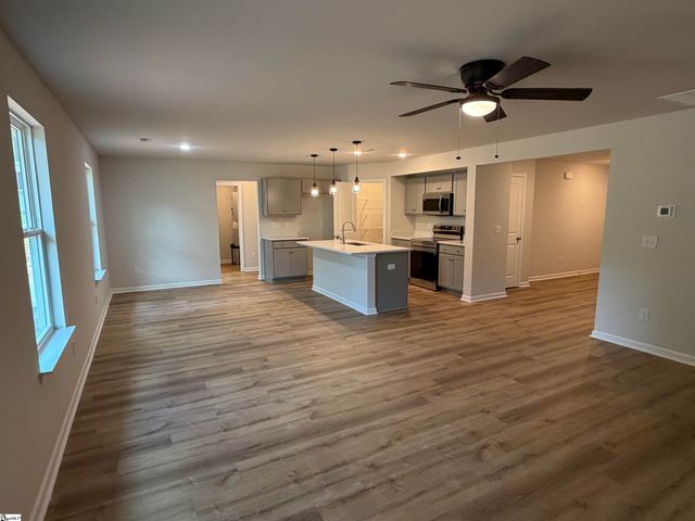 113 Barwood Circle, Greenville, SC 29611