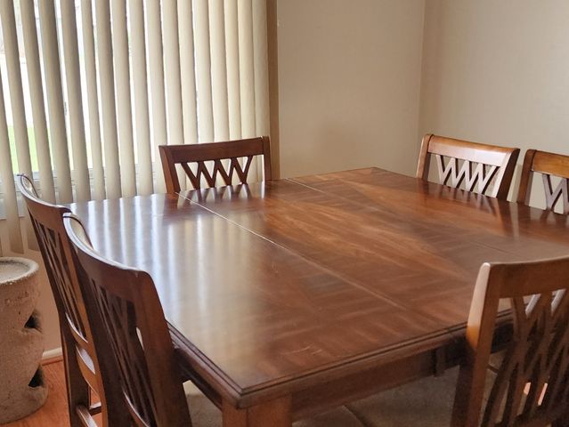 531 Redwood Road, Bolingbrook, IL 60440