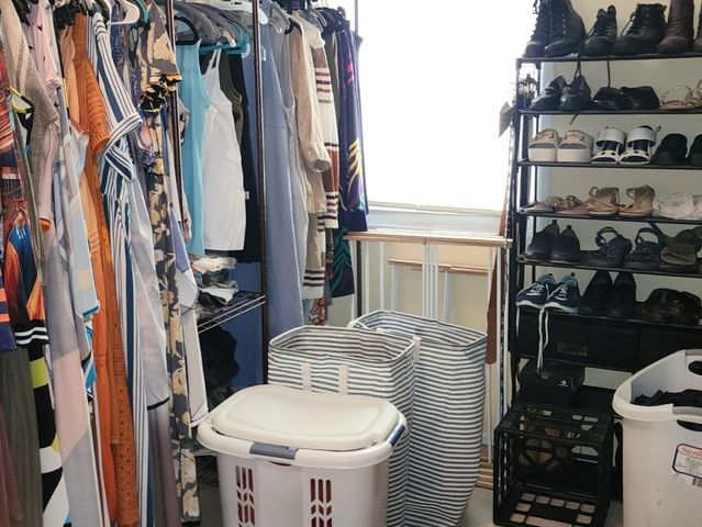 531 Redwood Road, Bolingbrook, IL 60440