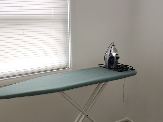 531 Redwood Road, Bolingbrook, IL 60440