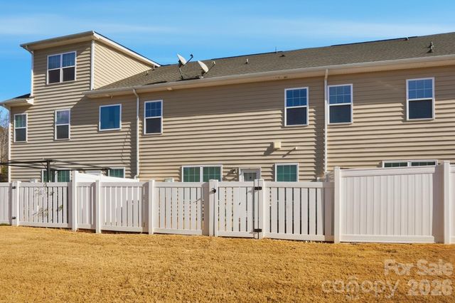 106 Clarendon Street B, Mooresville, NC 28117