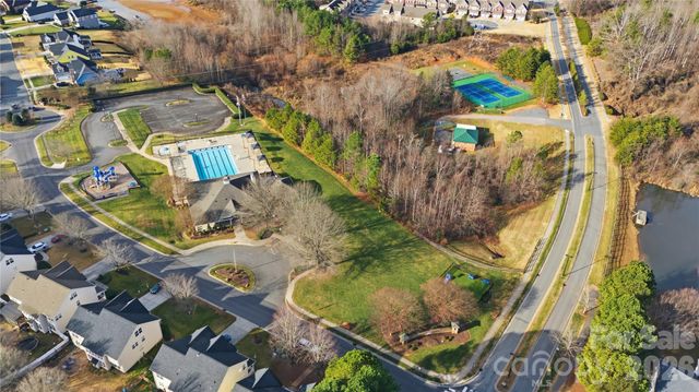 106 Clarendon Street B, Mooresville, NC 28117