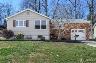 31 W Grochowiak Street W, South River, NJ 08882