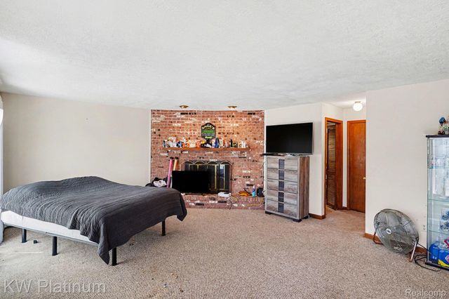 3303 Sandy Shore Drive, Metamora Village, MI 48455