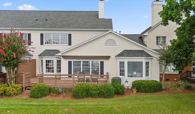 1118 Constitution Drive, Chattanooga, TN 37405