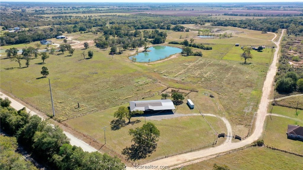 24644 Old Highway 6, Navasota, TX 77868 — exterior