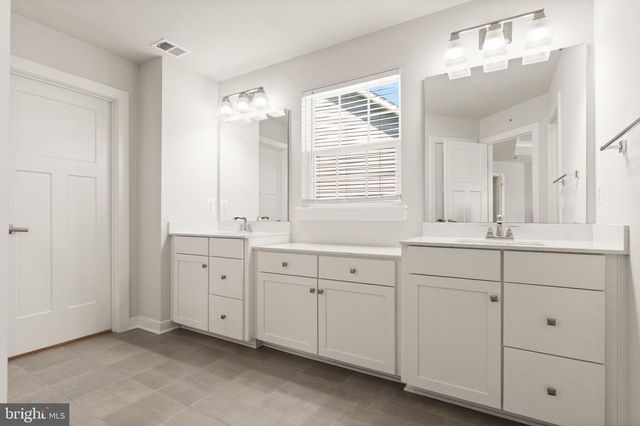 7513 MINT SPRINGS CT, Manassas, VA 20109