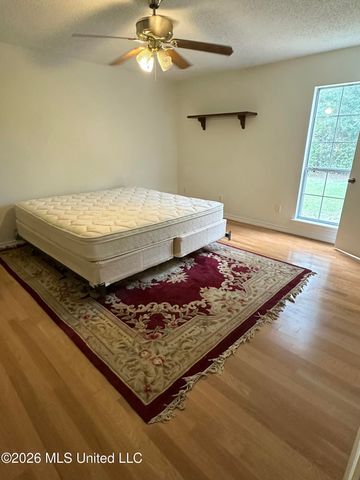 2829 Dolphin Drive, Gautier, MS 39553