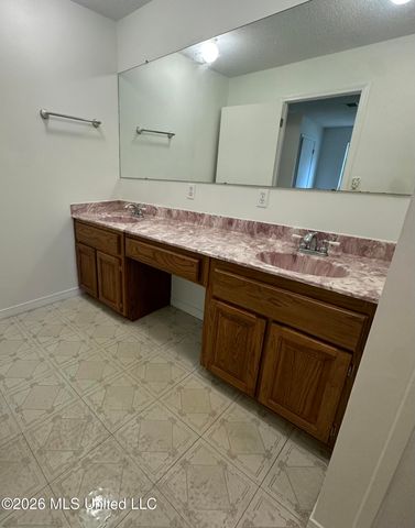 2829 Dolphin Drive, Gautier, MS 39553
