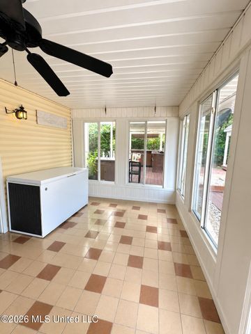 2829 Dolphin Drive, Gautier, MS 39553