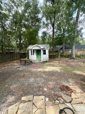 2829 Dolphin Drive, Gautier, MS 39553